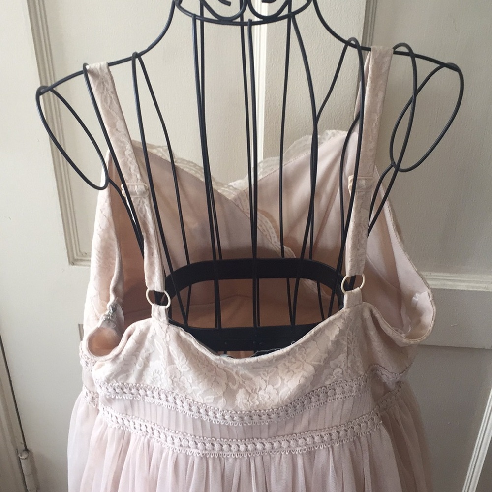 Cream party dress - Picture 5 of 5